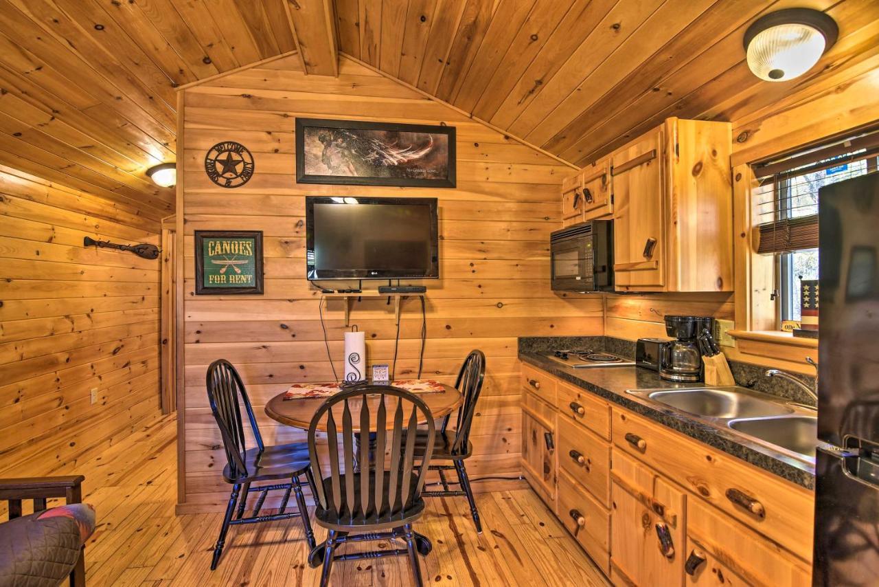 Rural Cabin Hideaway With Fire Pit And Mtn Views! Parsons المظهر الخارجي الصورة